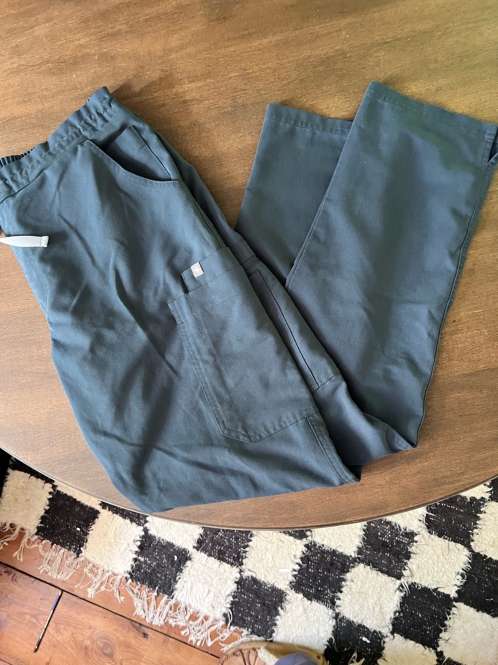 FIGS Yola Scrub Cargo Pants Medium